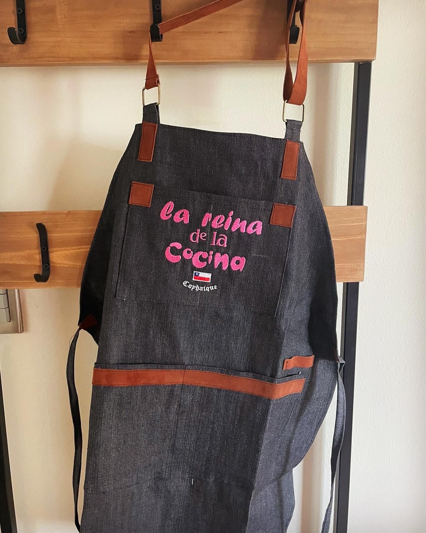 Pechera mezclilla "La Reina de la Cocina"