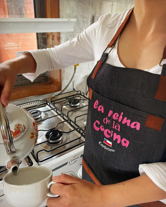 Pechera mezclilla "La Reina de la Cocina"